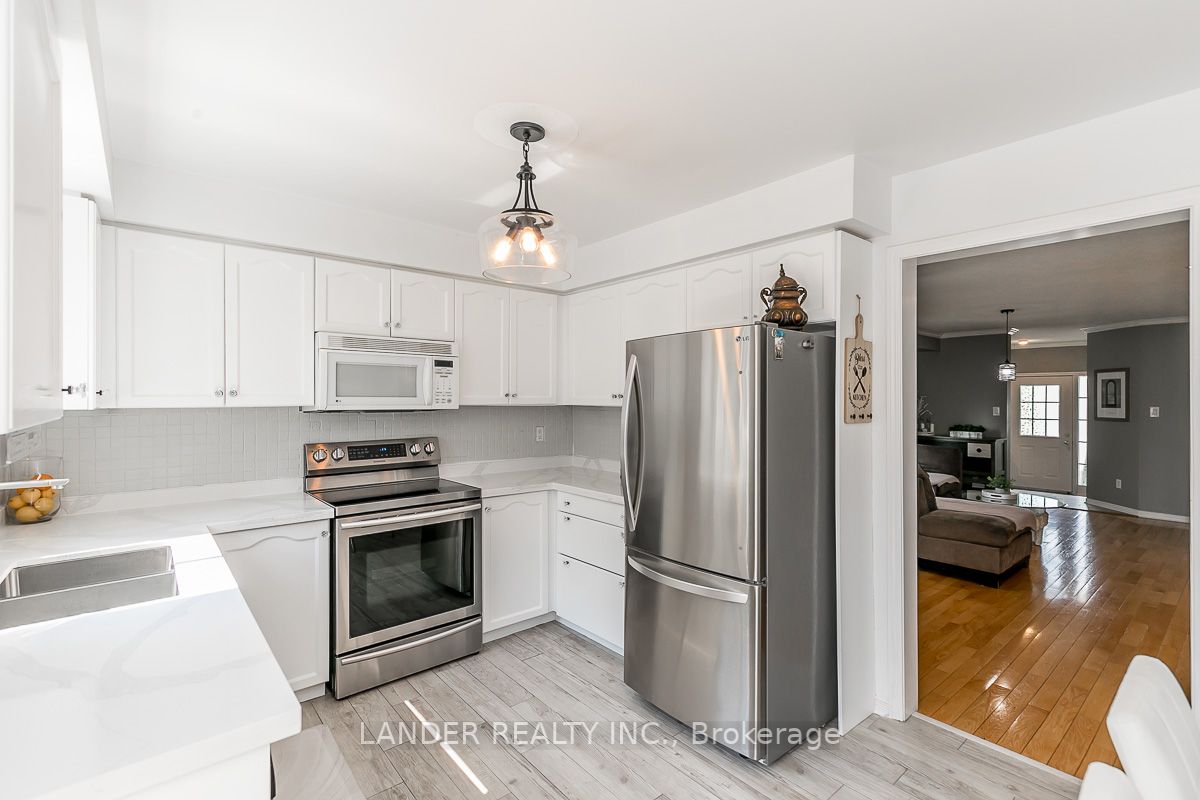 304 Silken Laumann Dr