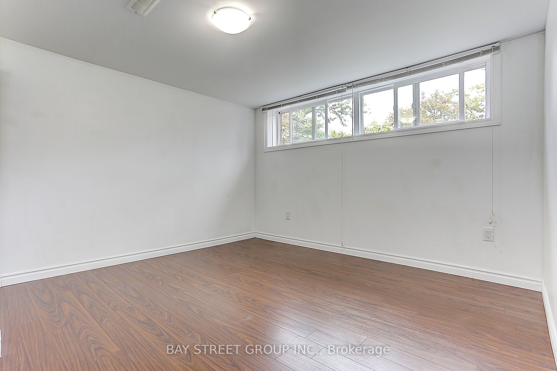 432 Crosby Ave