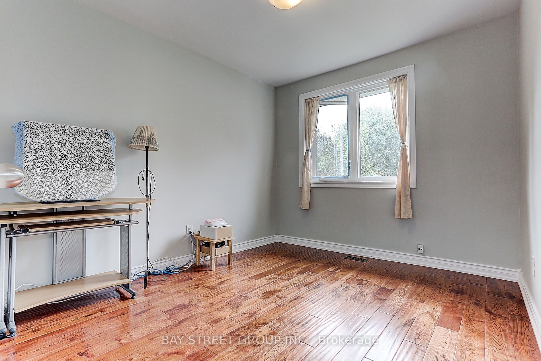 432 Crosby Ave