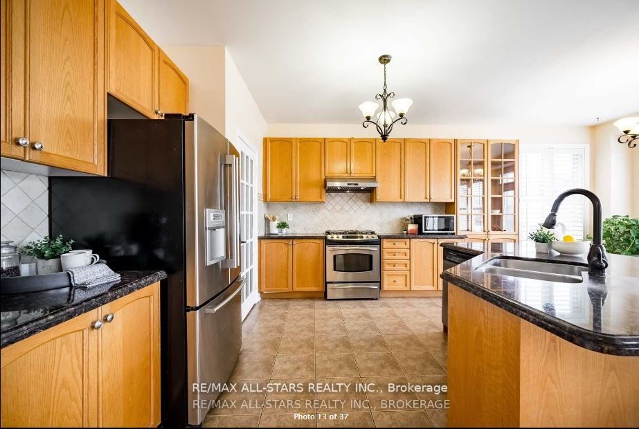 156 Manley Ave