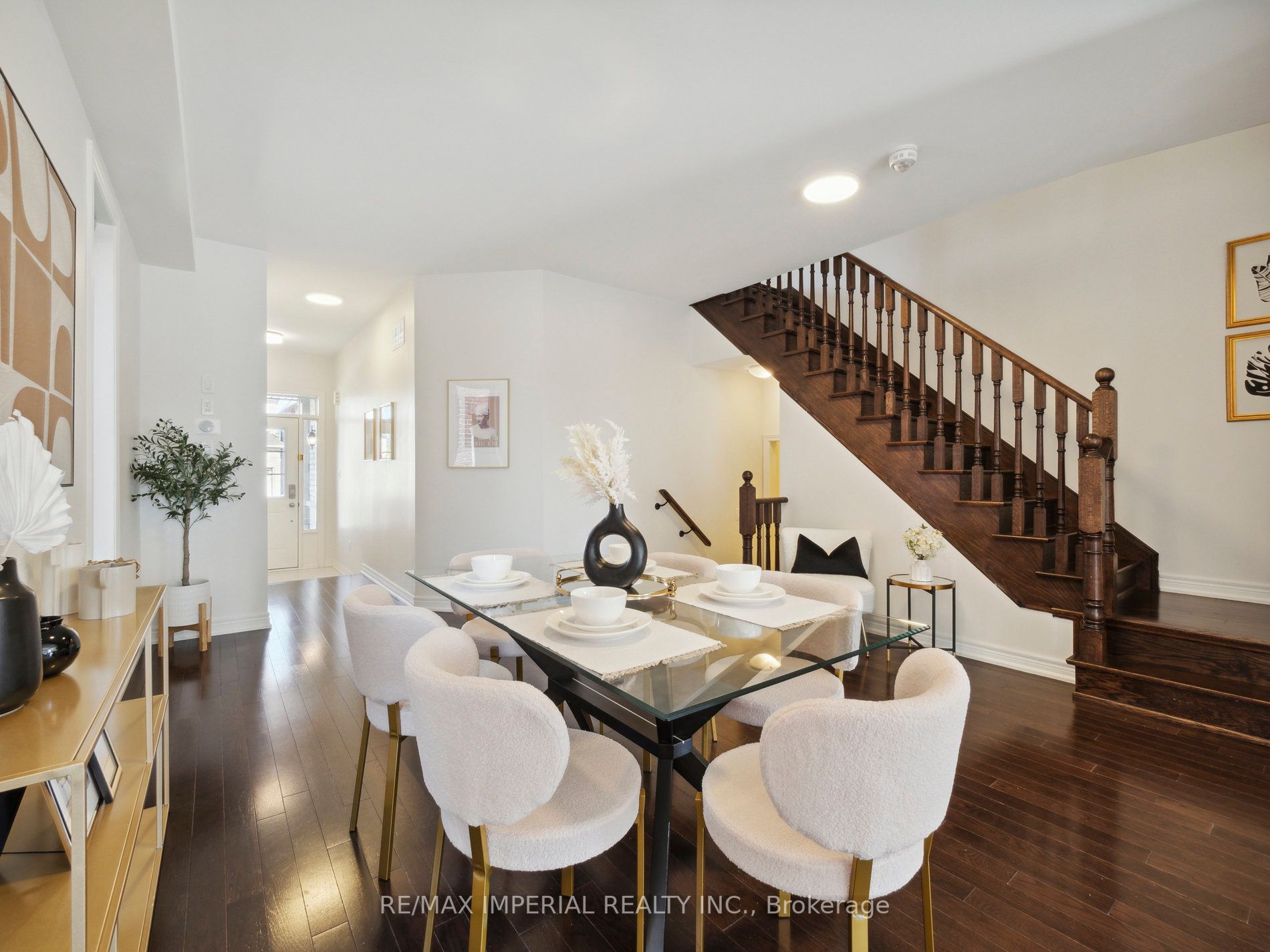 75 Chouinard Way