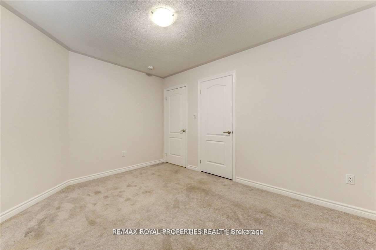 17 Jardine St