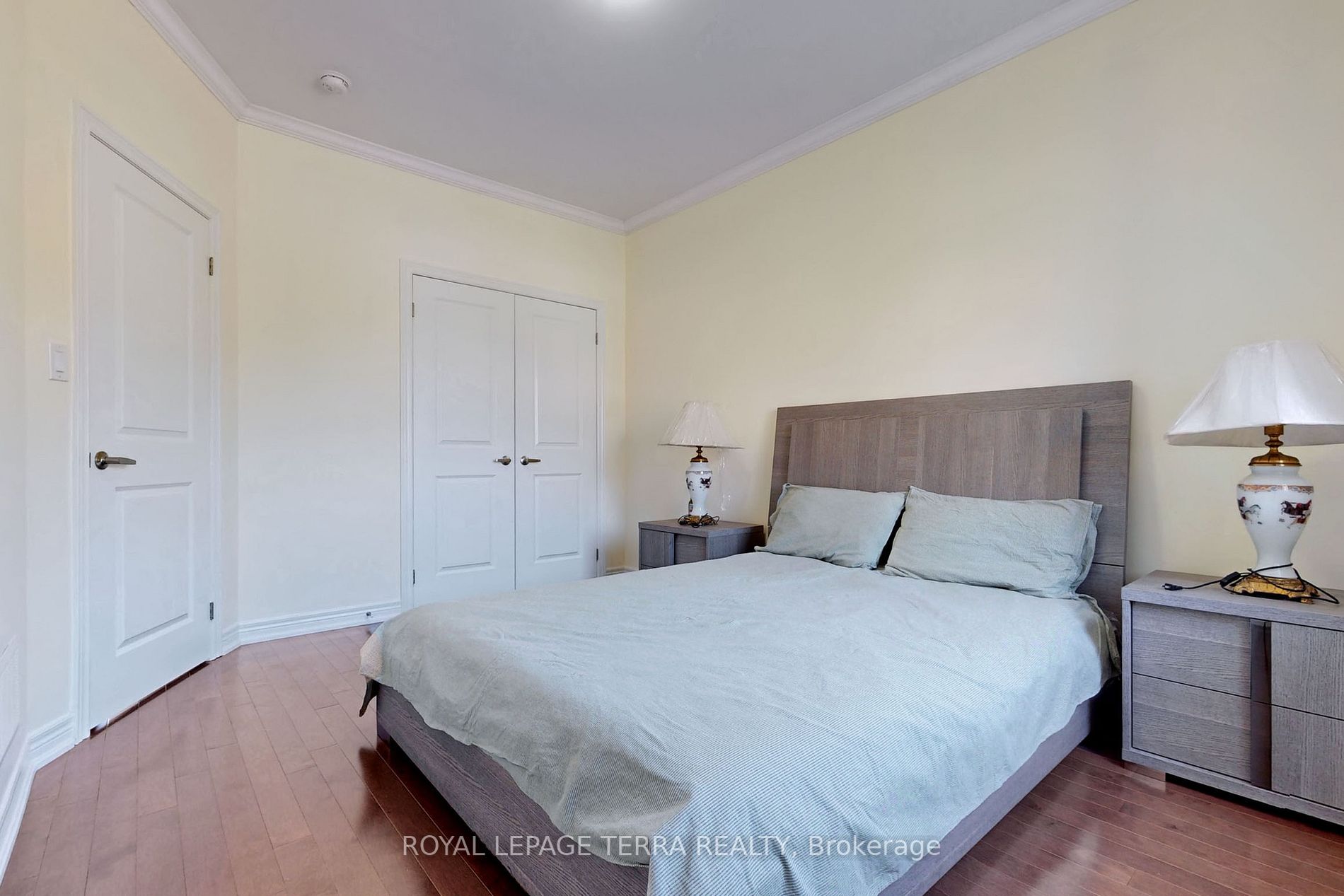 172 Pelee Ave