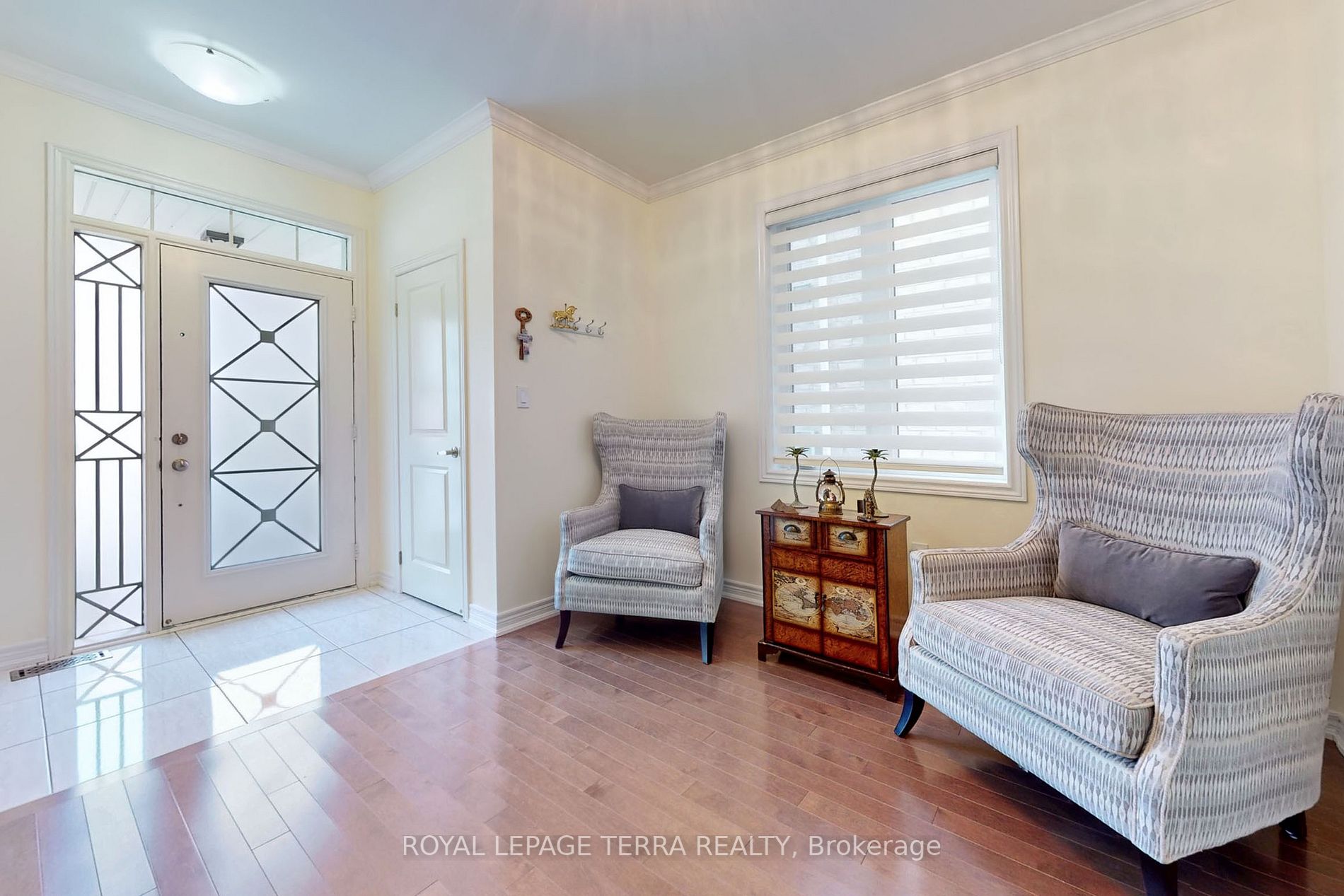 172 Pelee Ave