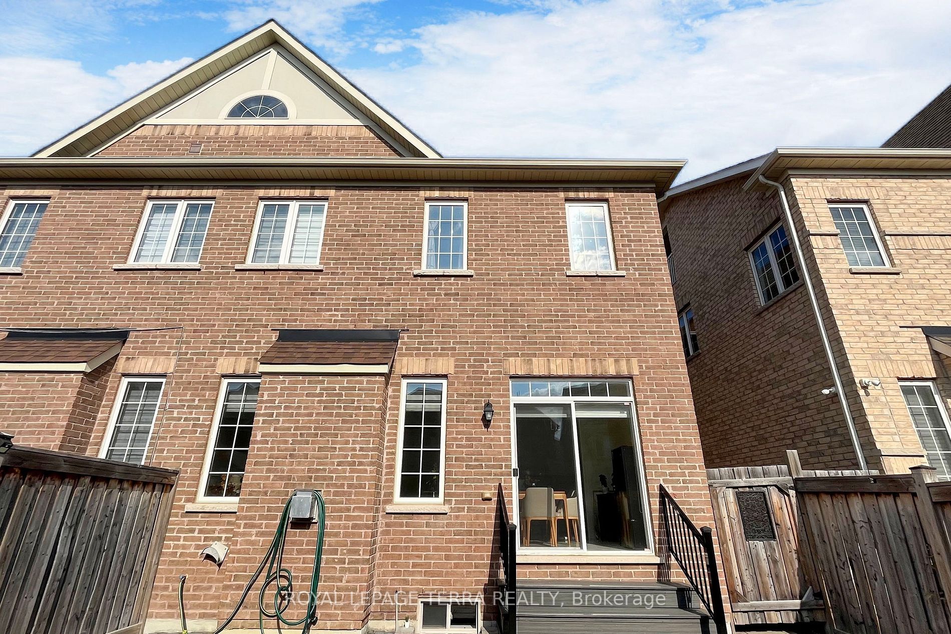 172 Pelee Ave