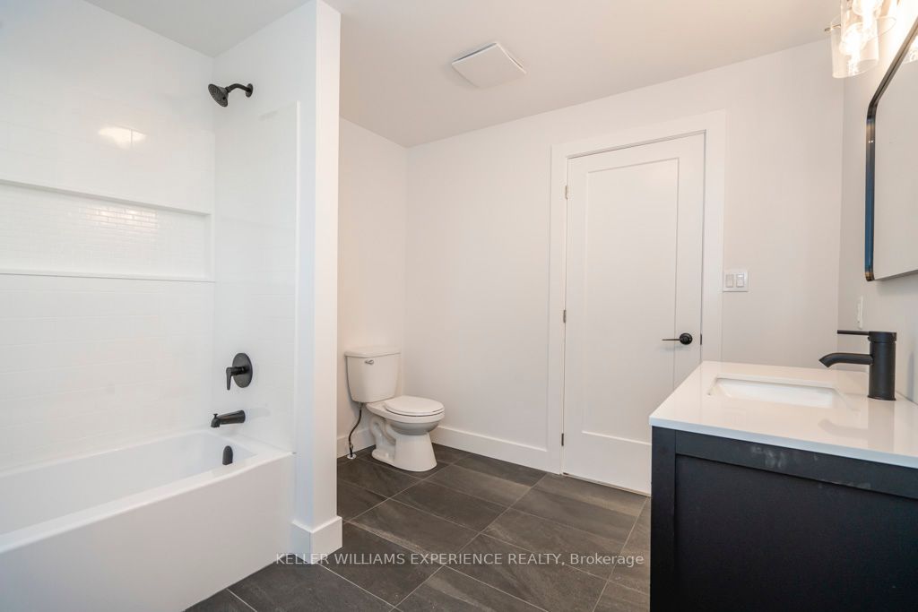 2 Brentwood Rd