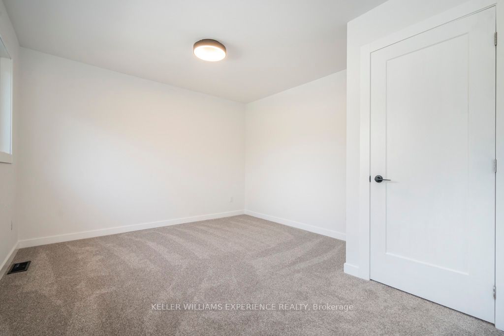 2 Brentwood Rd