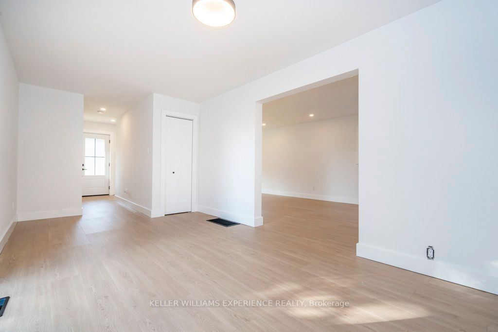 2 Brentwood Rd