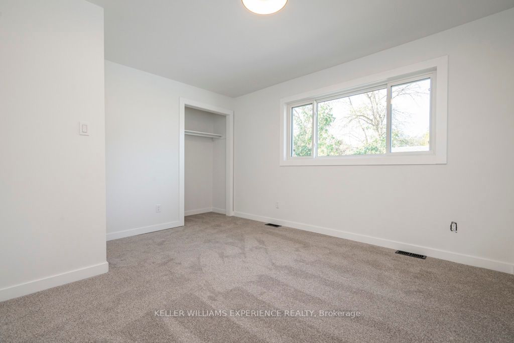2 Brentwood Rd