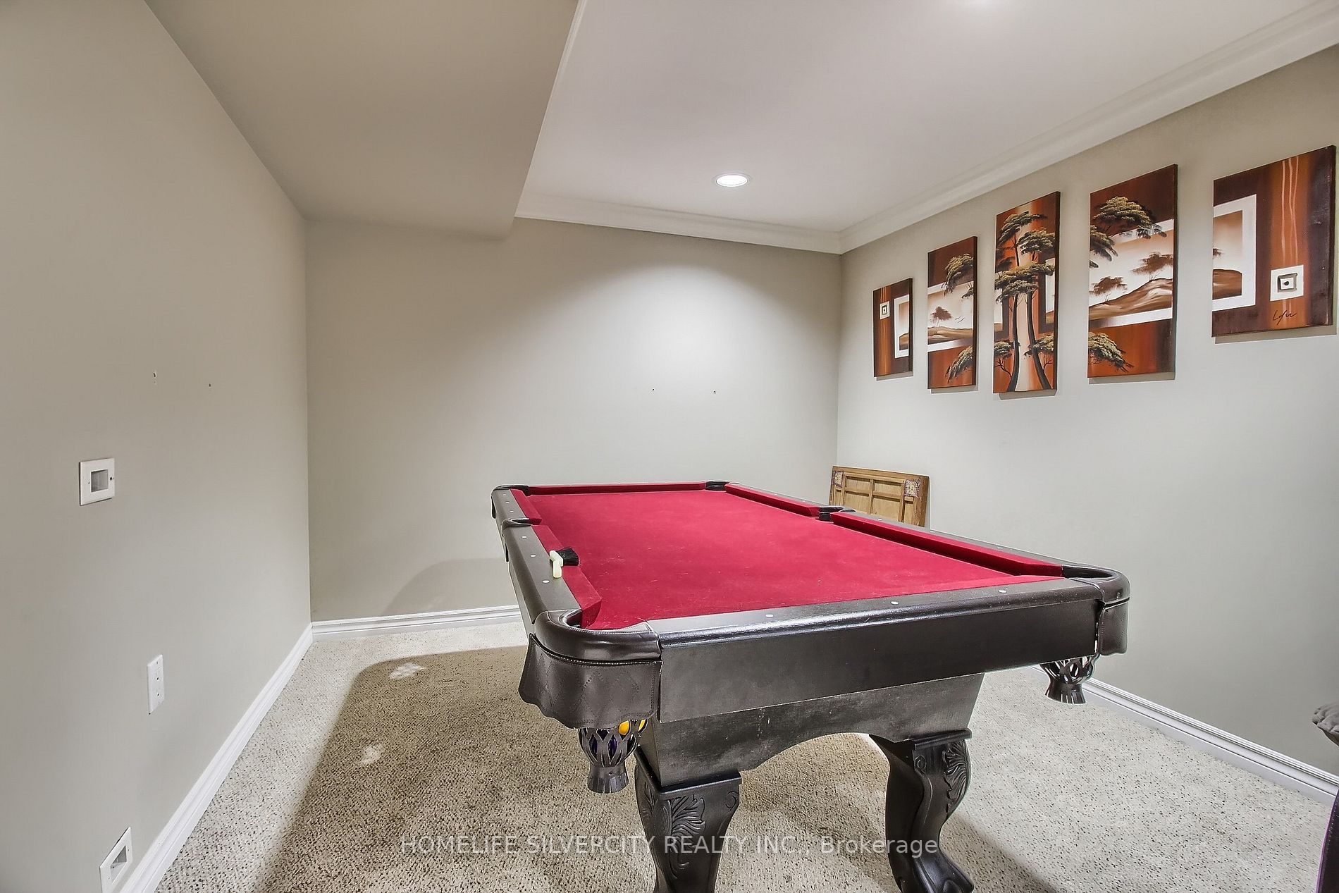8 Prince Drive