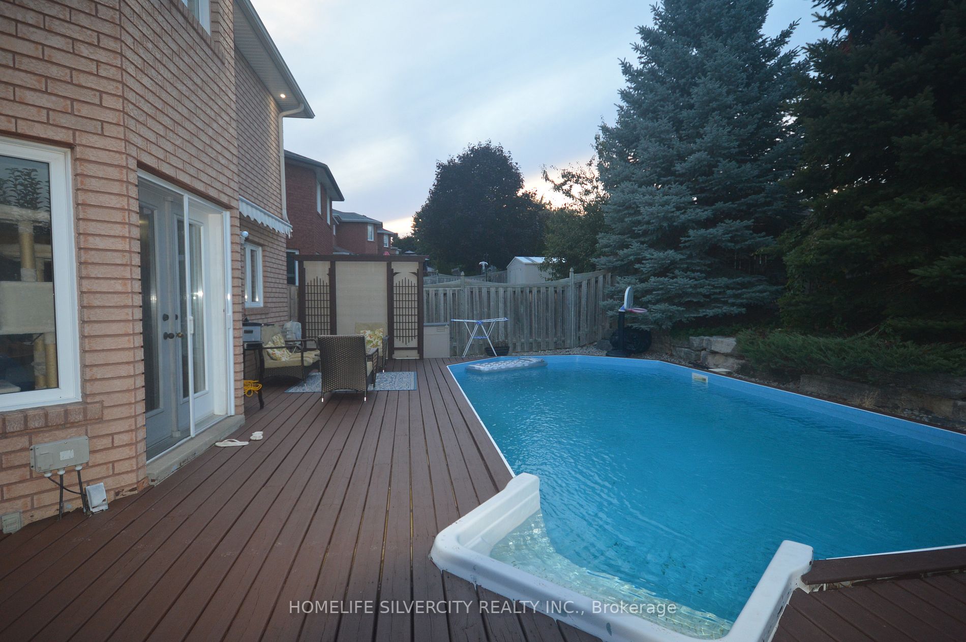 8 Prince Drive