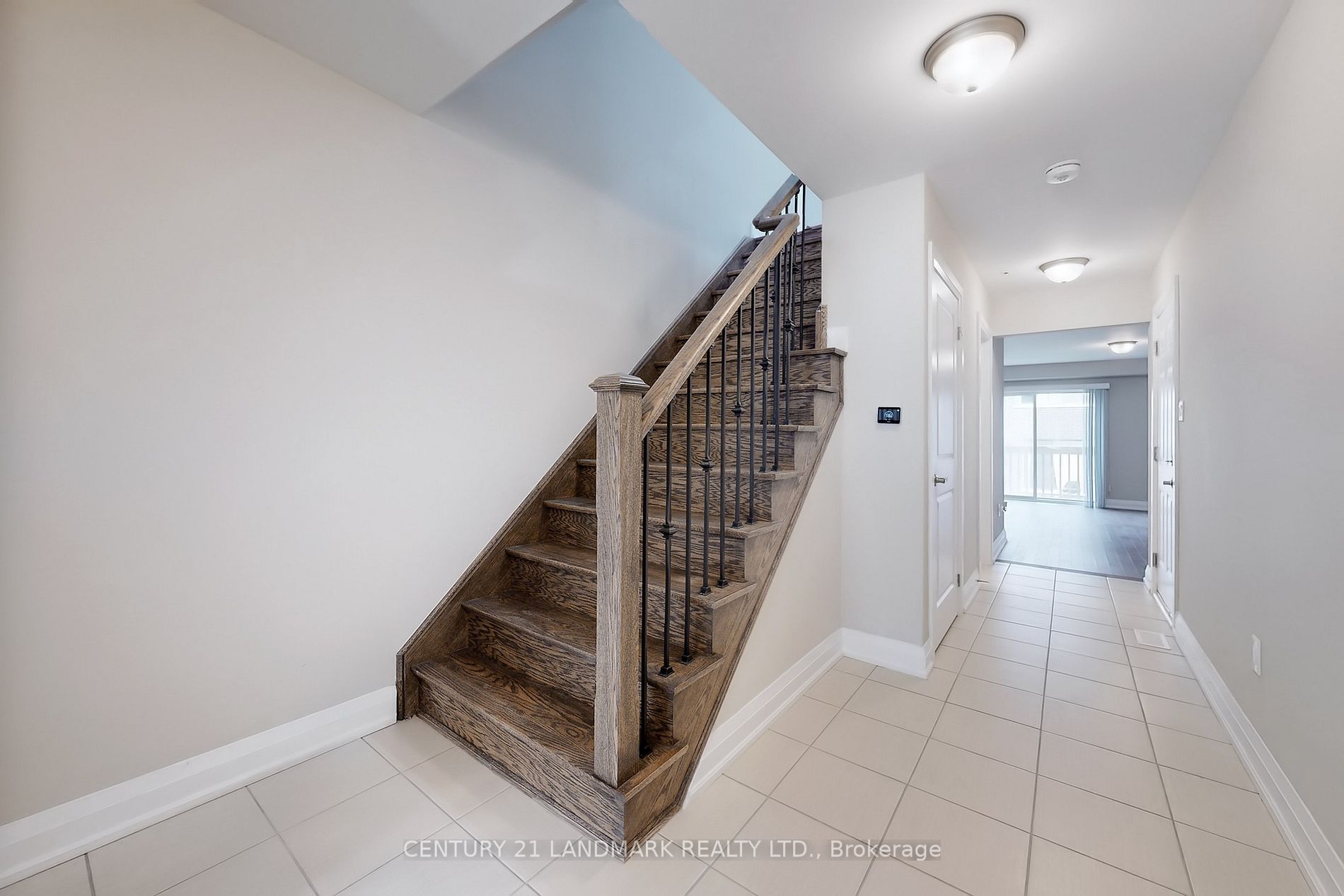 923 Isaac Phillips Way