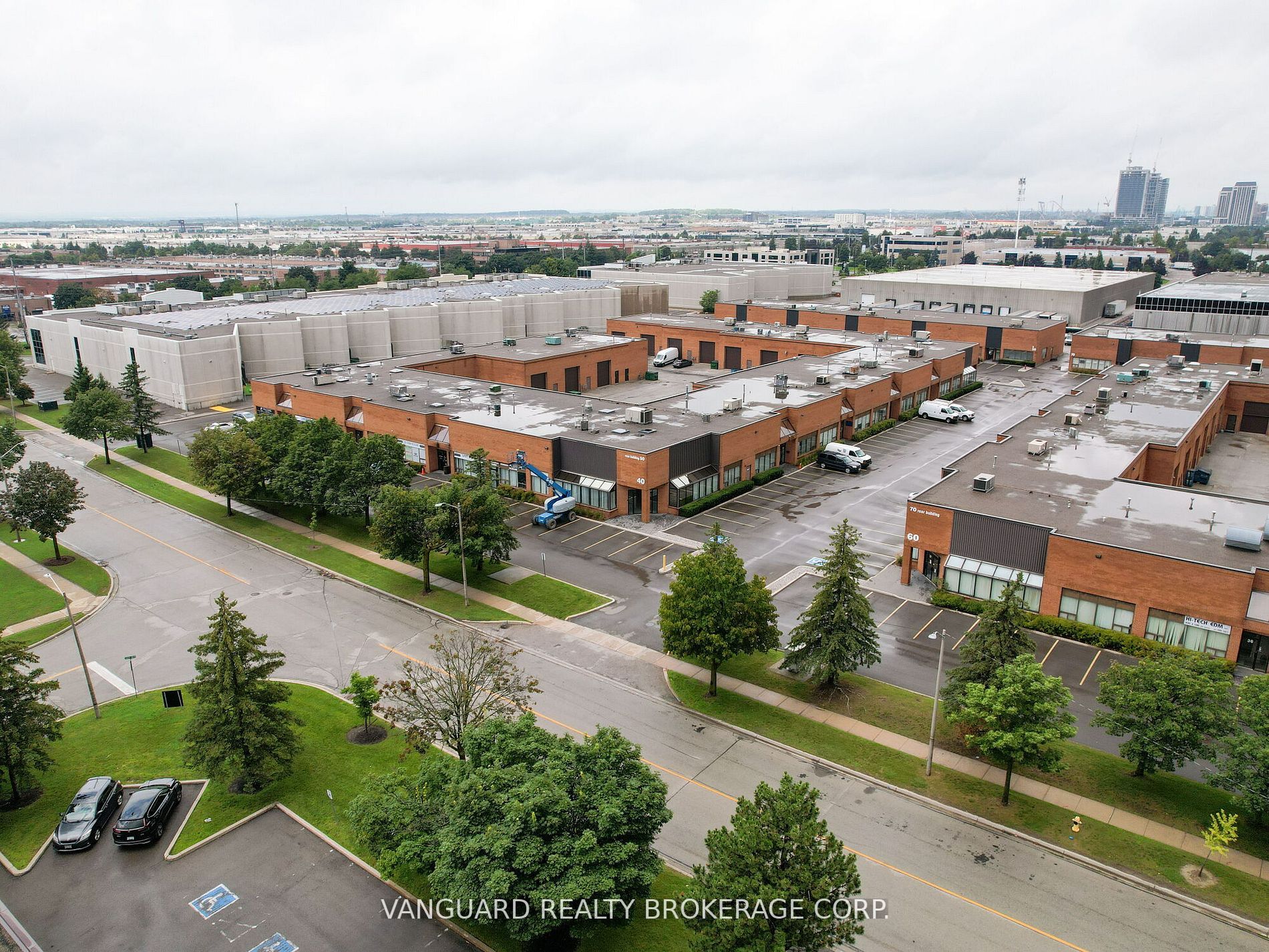 40 Pippin Rd, #11-12