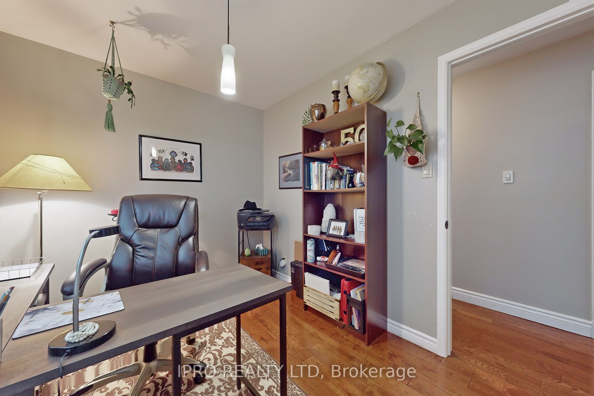 103 Imperial Cres