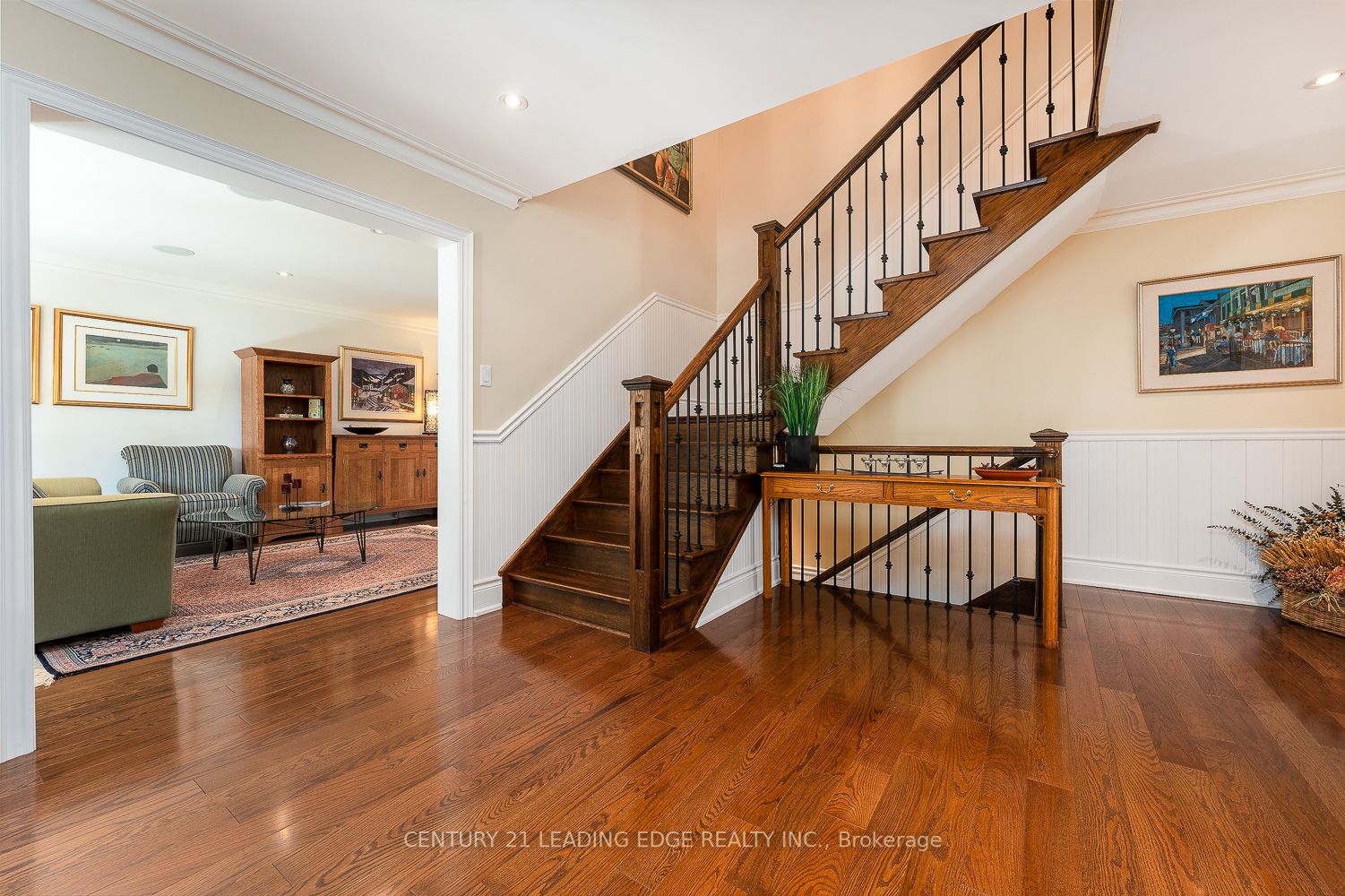 48 John Dexter Pl