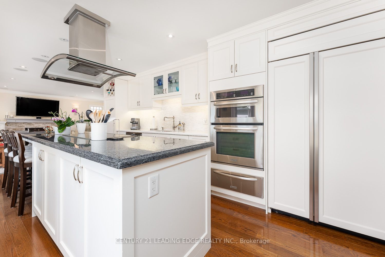 48 John Dexter Pl