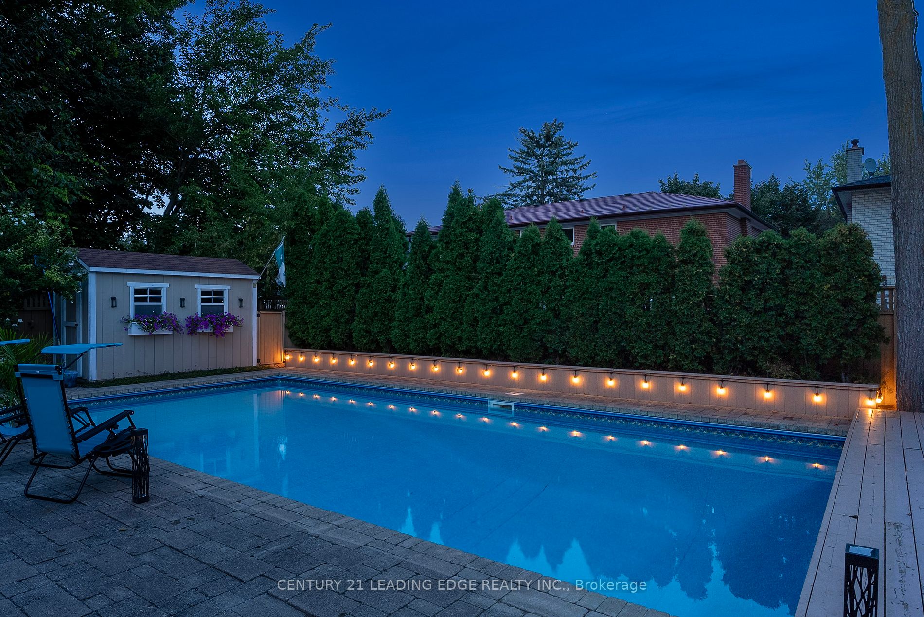 48 John Dexter Pl