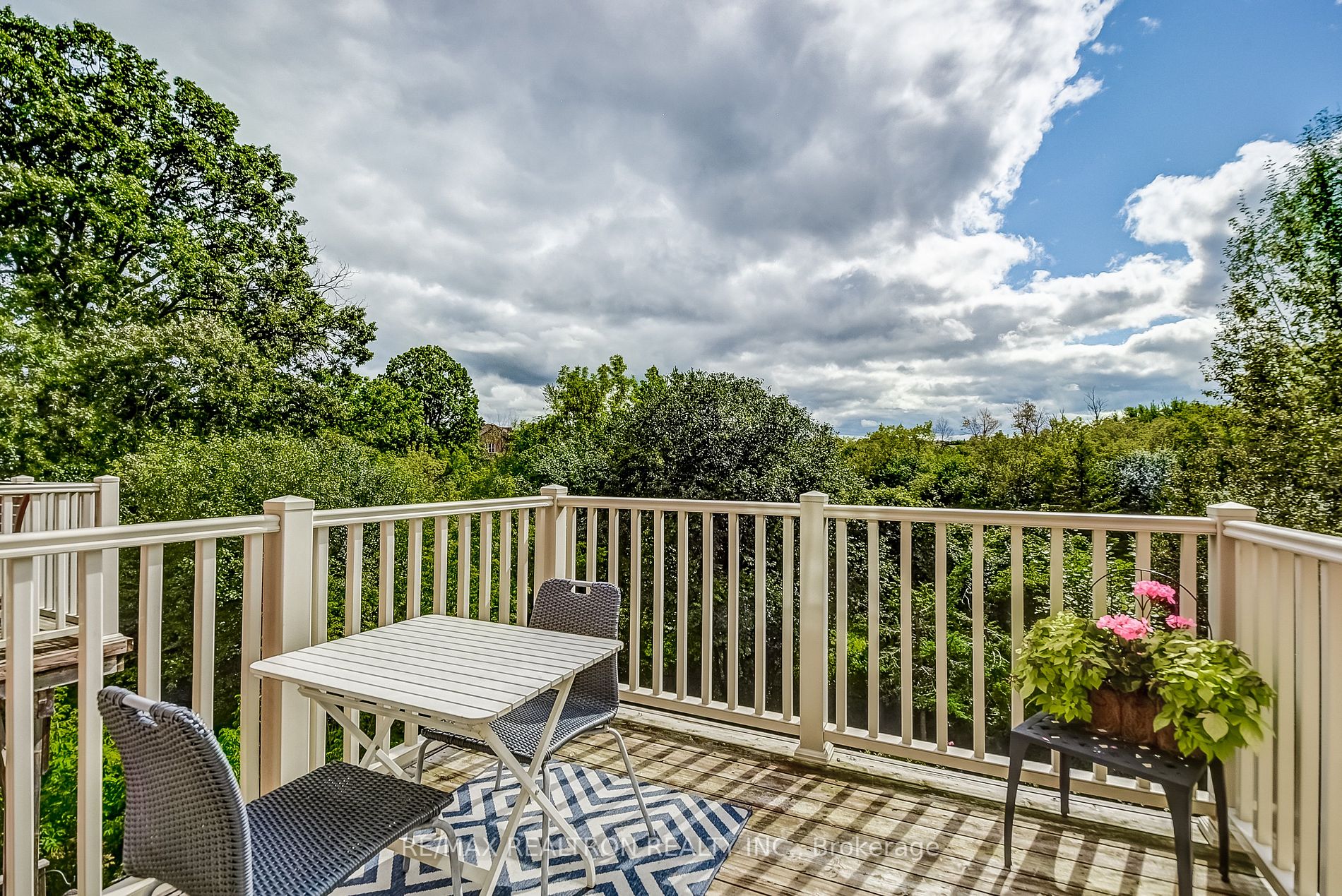 116 Chapman Crt