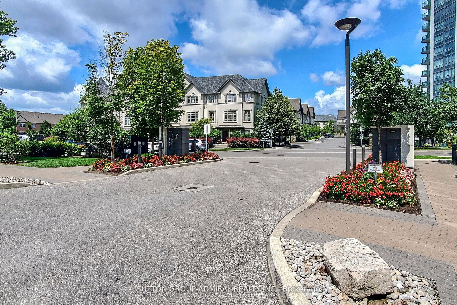 95 North Park Rd, #209