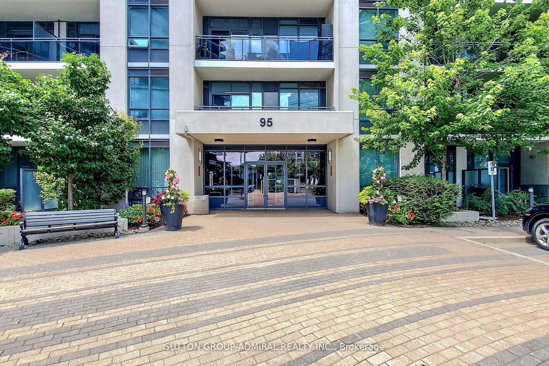 95 North Park Rd, #209
