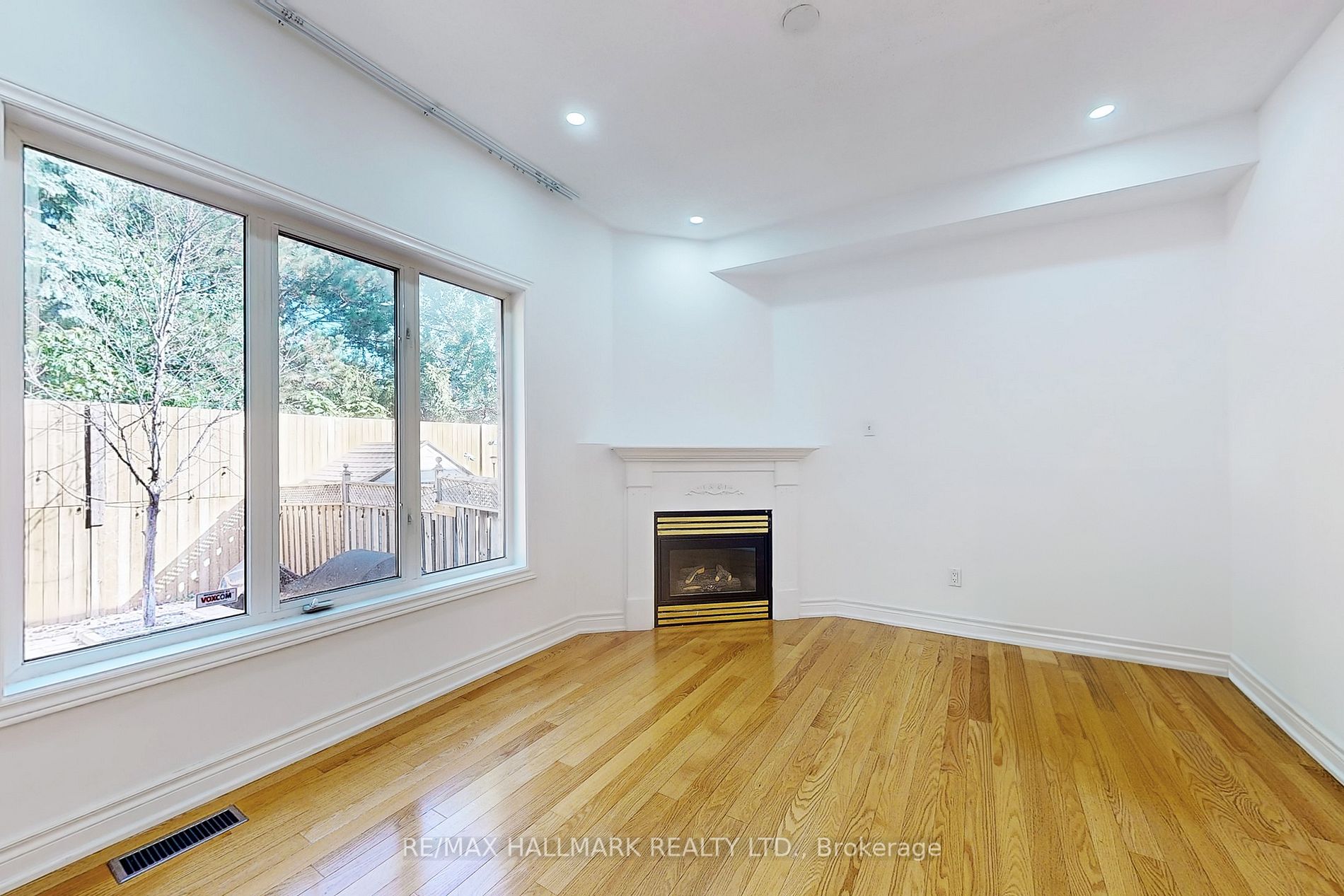 56 Loredana Crt