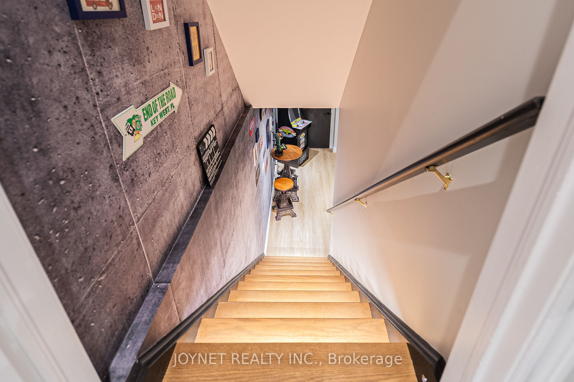 36 Newbridge Avenue