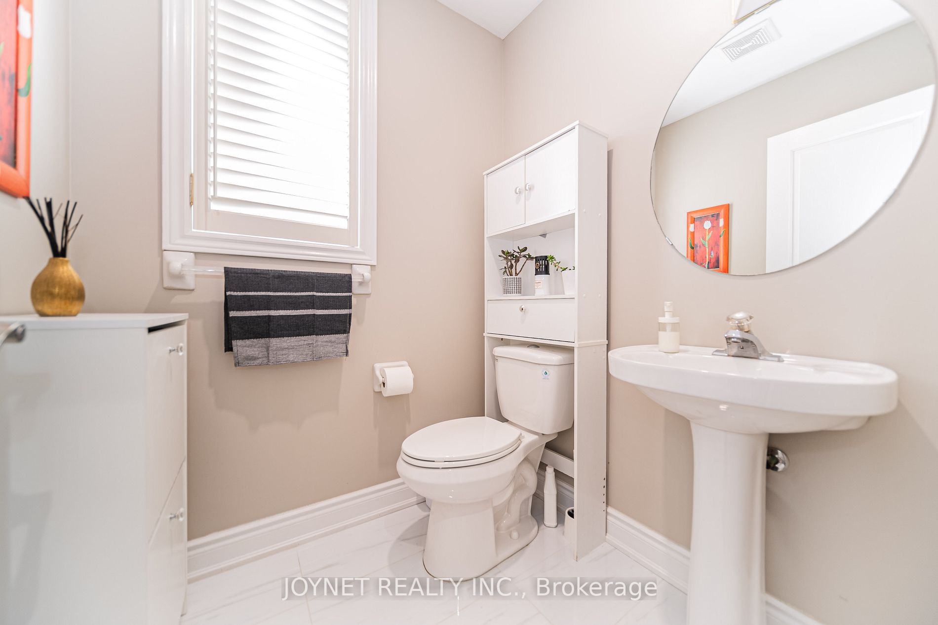36 Newbridge Avenue