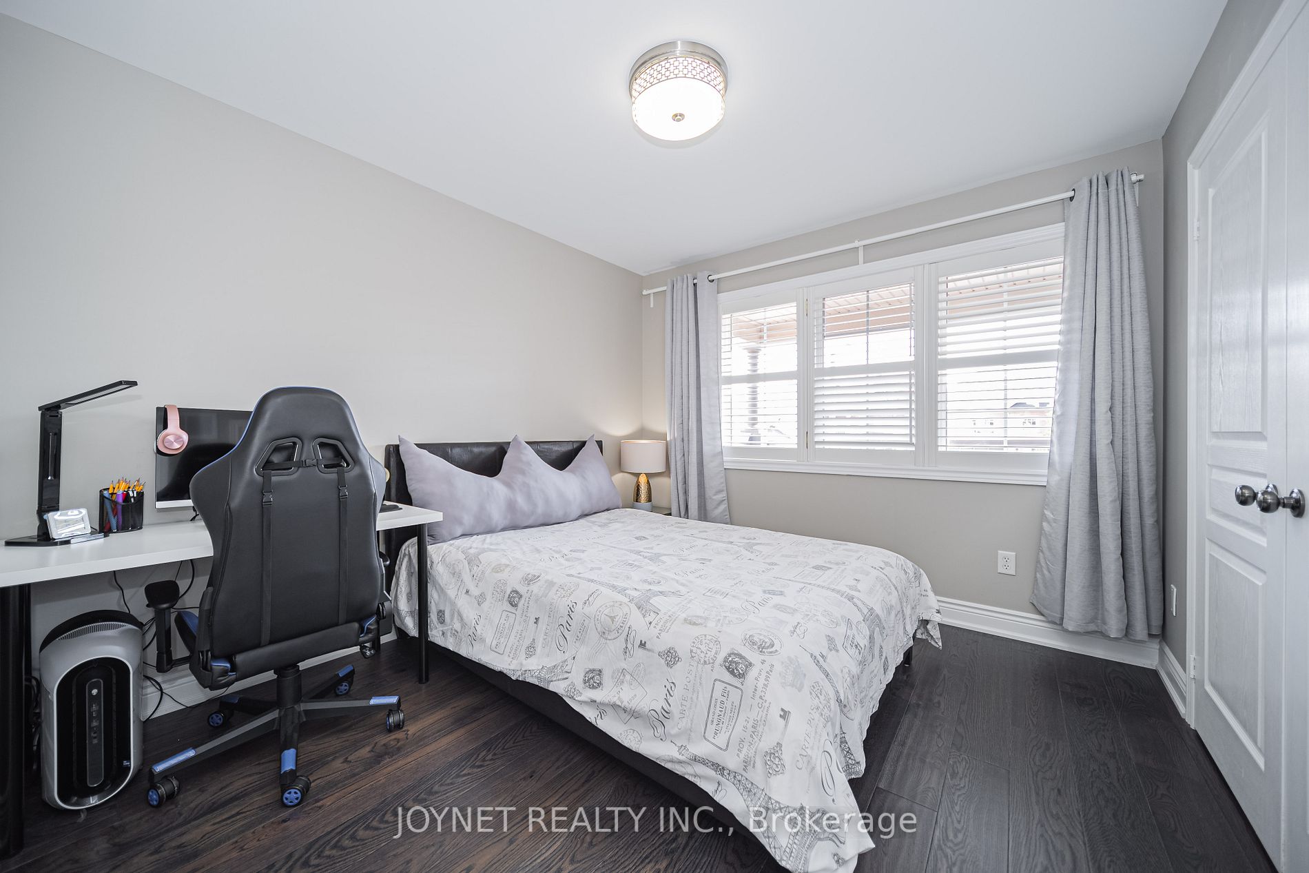 36 Newbridge Avenue