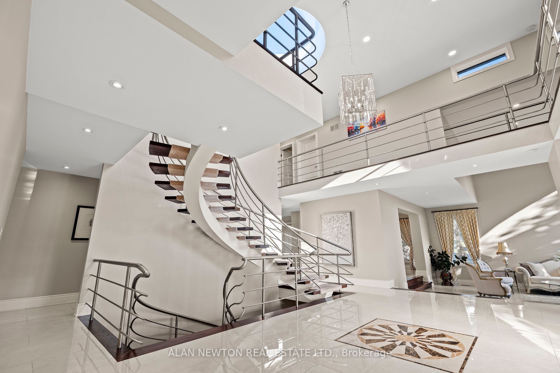 17 Moodie Dr