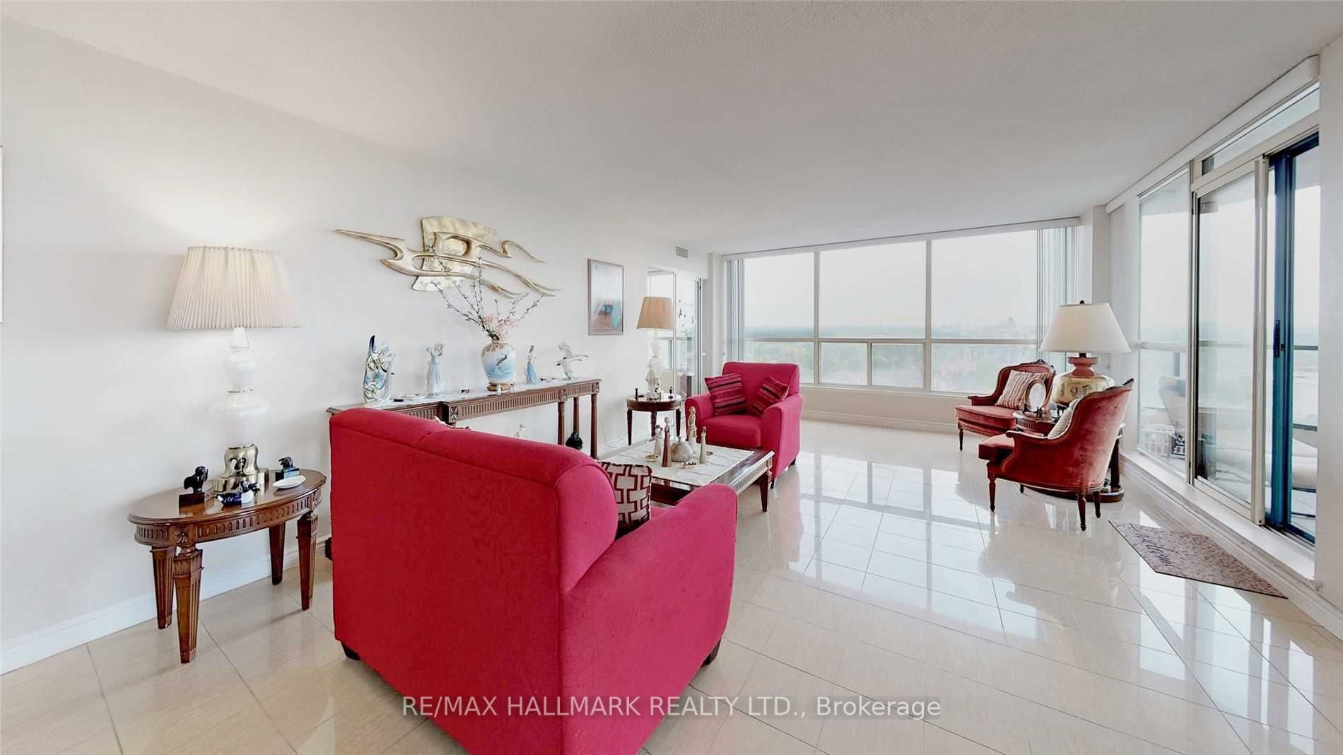1 Clark Ave W, #1604
