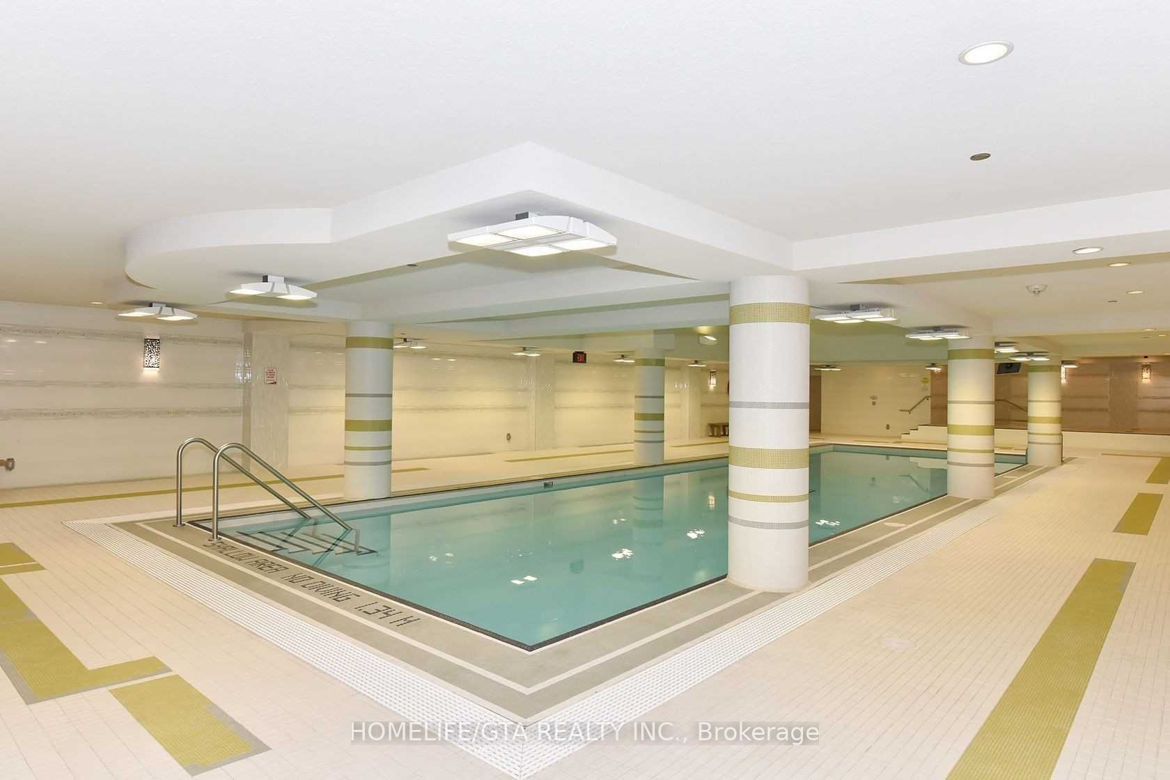 99 South Town Centre Blvd, #811