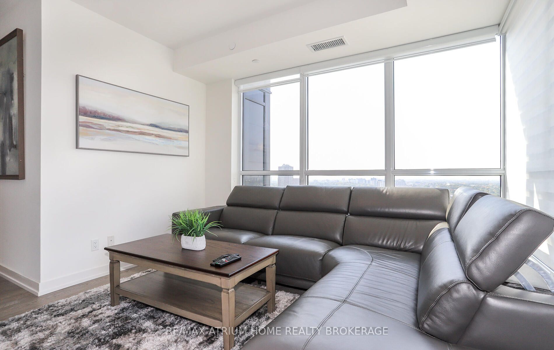 1 Grandview Ave, #2201