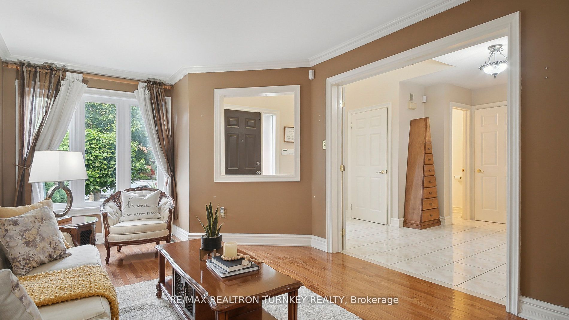 7 Loraview Lane