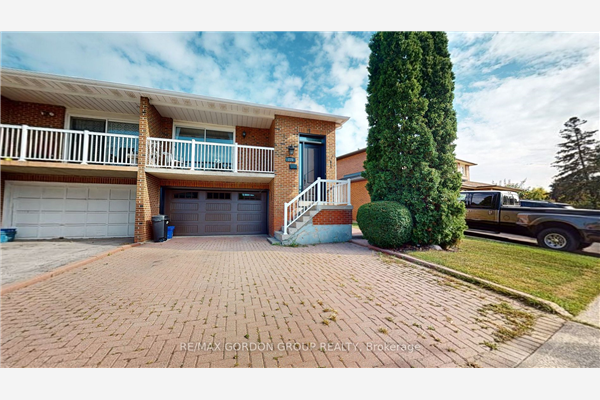 275 Aberdeen Ave, Vaughan