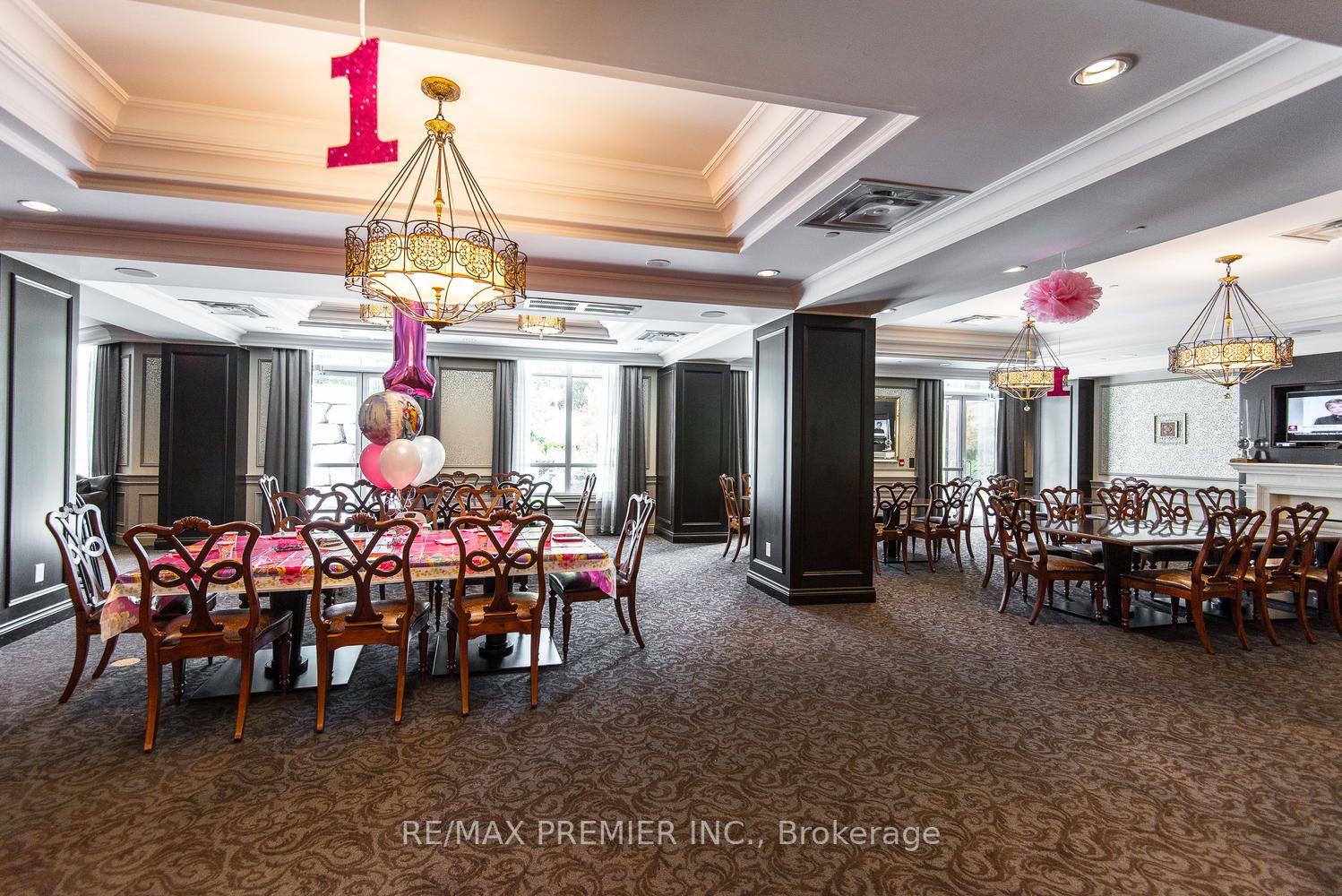 9225 Jane Street, #1614