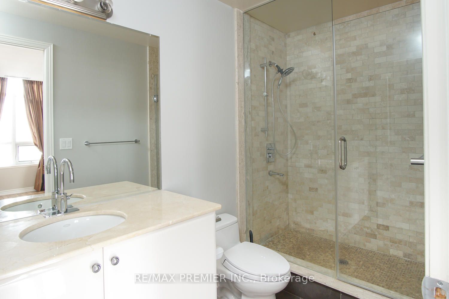 9225 Jane Street, #1614