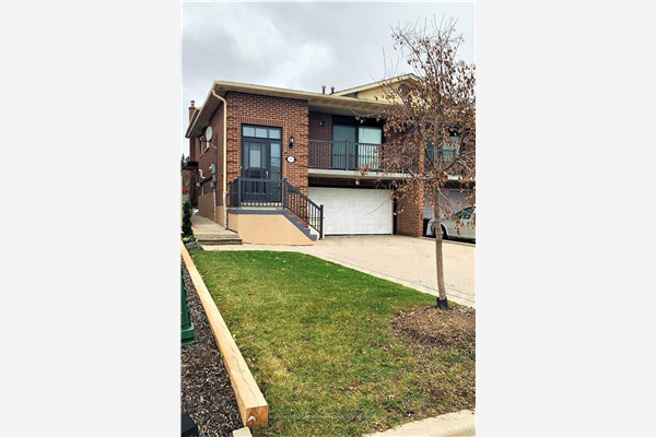 50 Ashburn Cres, Vaughan