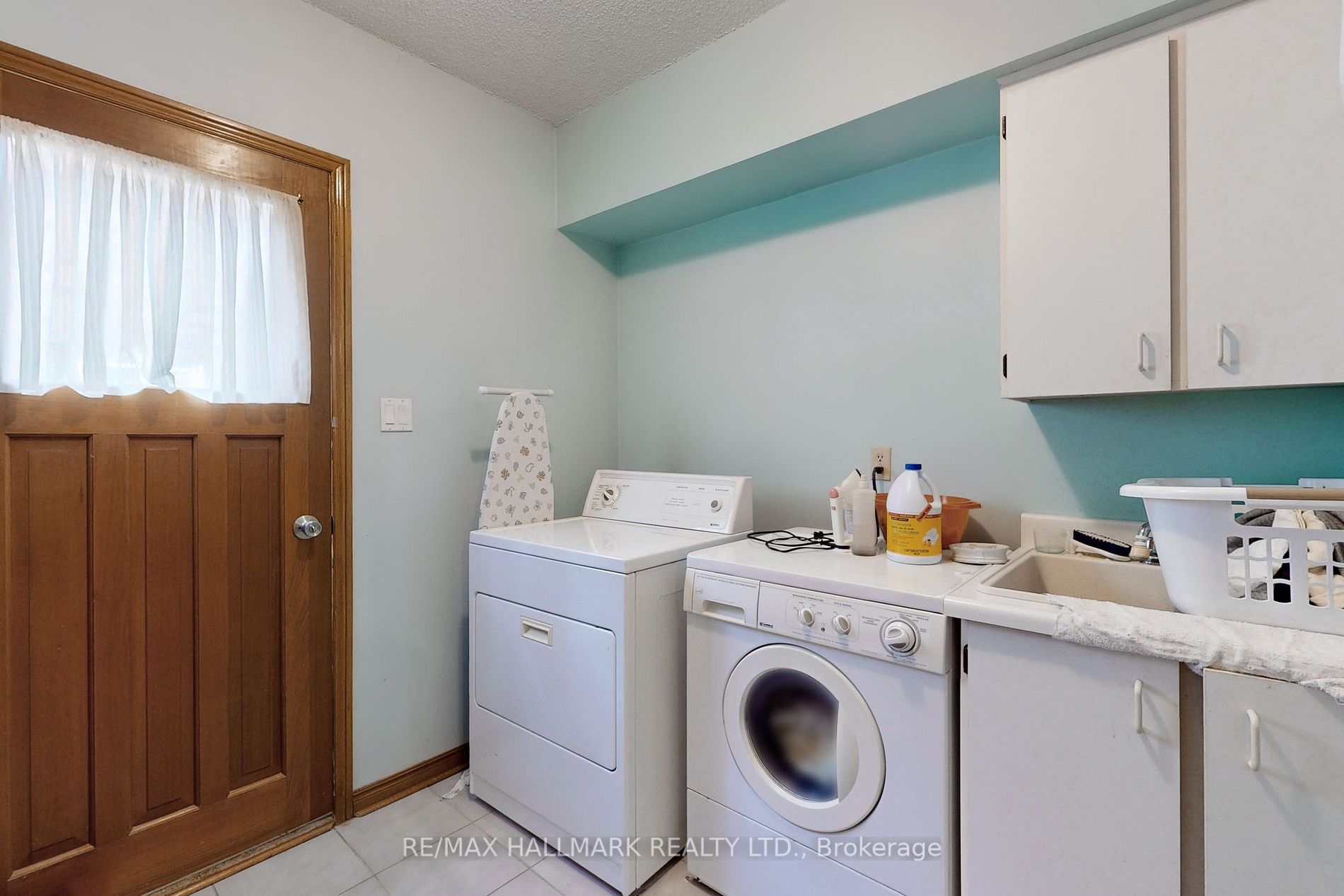 263 Torii St