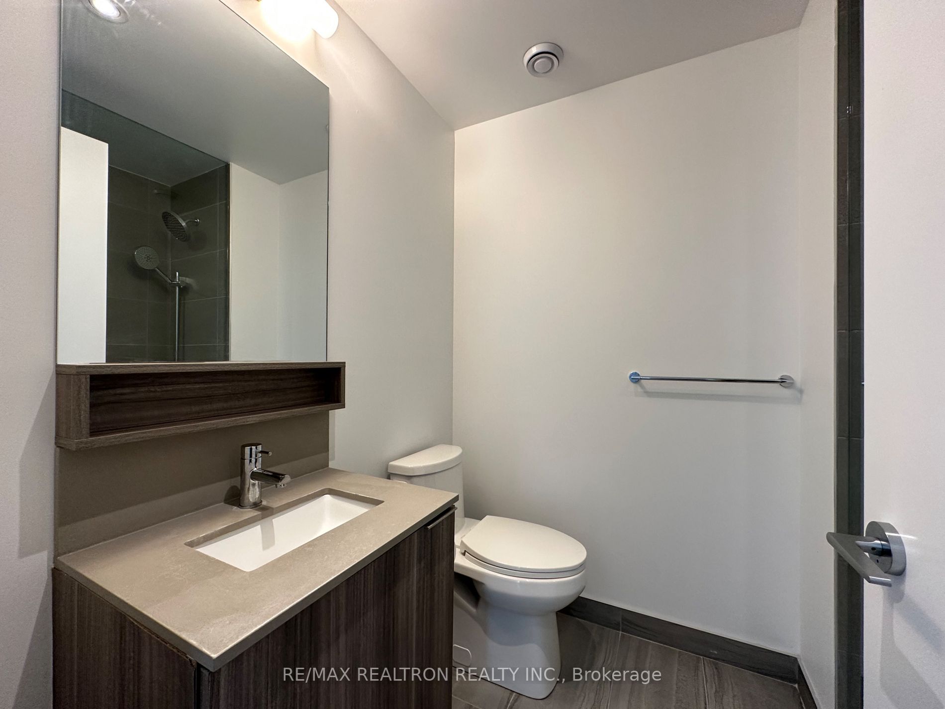 5 Buttermill Ave, #1907