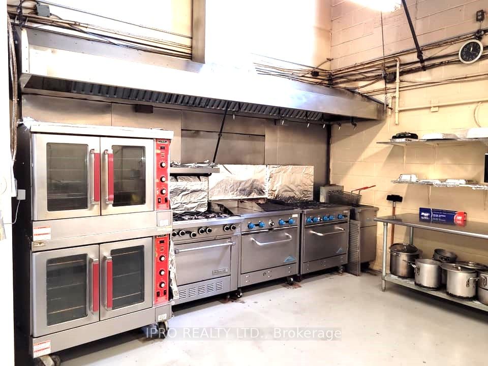 57 Glen Cameron Rd