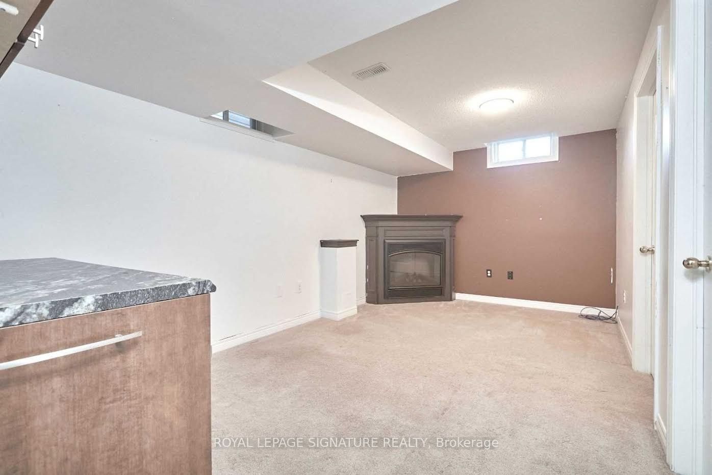 22 Admiral Cres