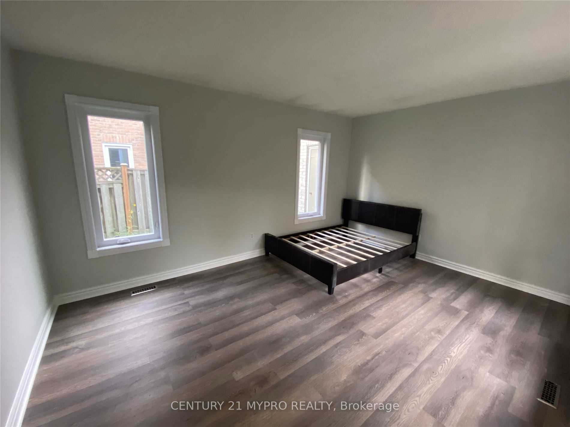 6 Barlow Rd