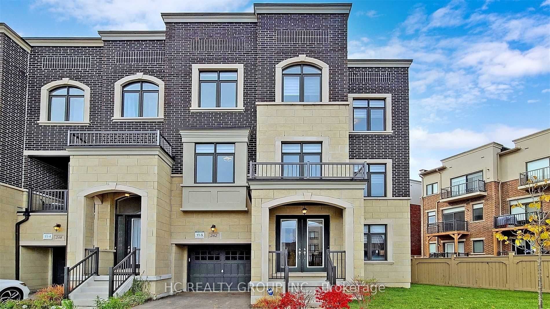 262 Thomas Cook Ave