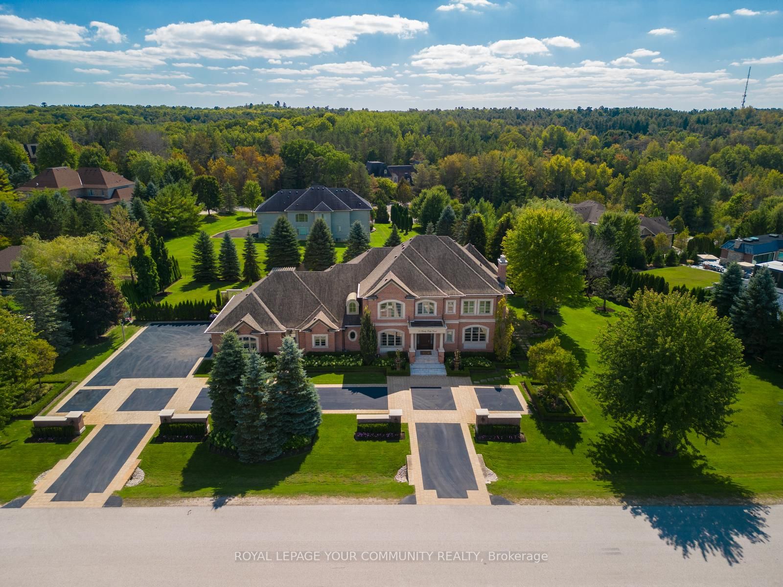 12 Sandy Ridge Crt