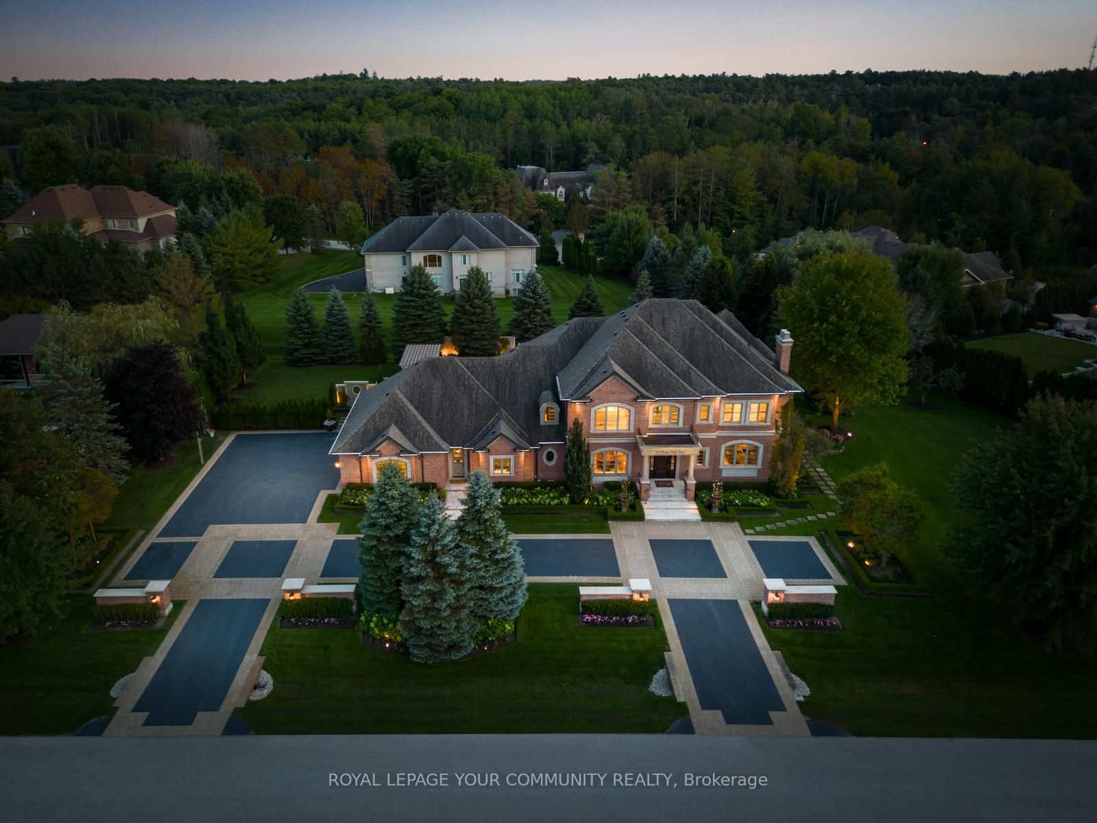 12 Sandy Ridge Crt
