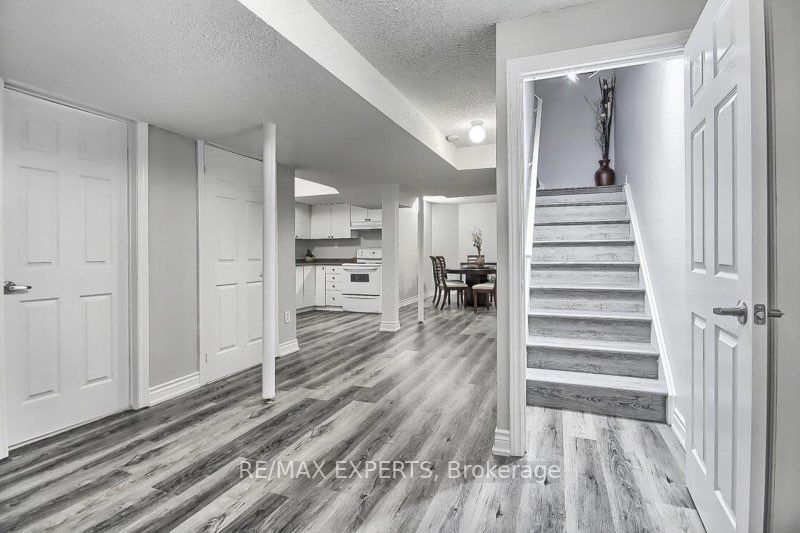 56 Metcalfe Dr