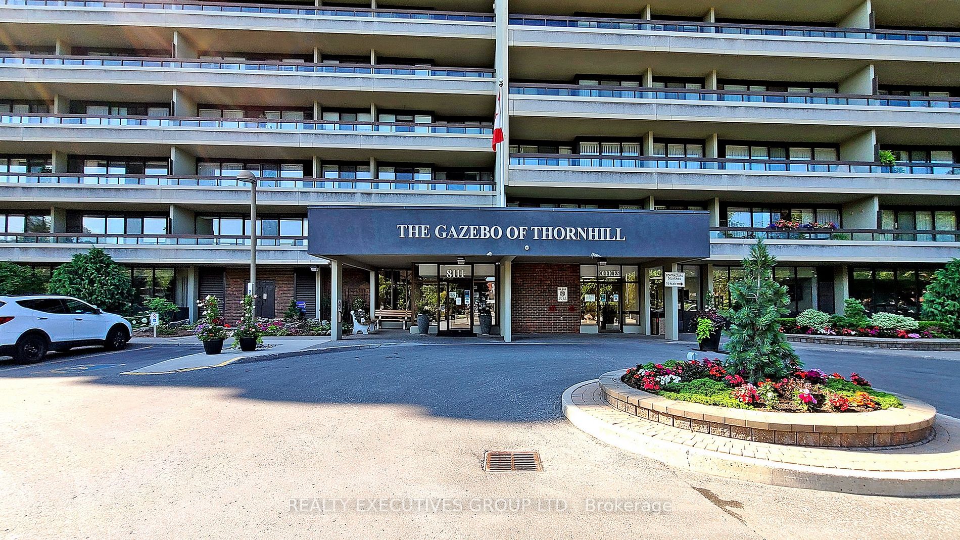 8111 Yonge St, #1805