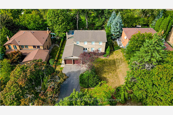 92 Windermere Cres, Richmond Hill
