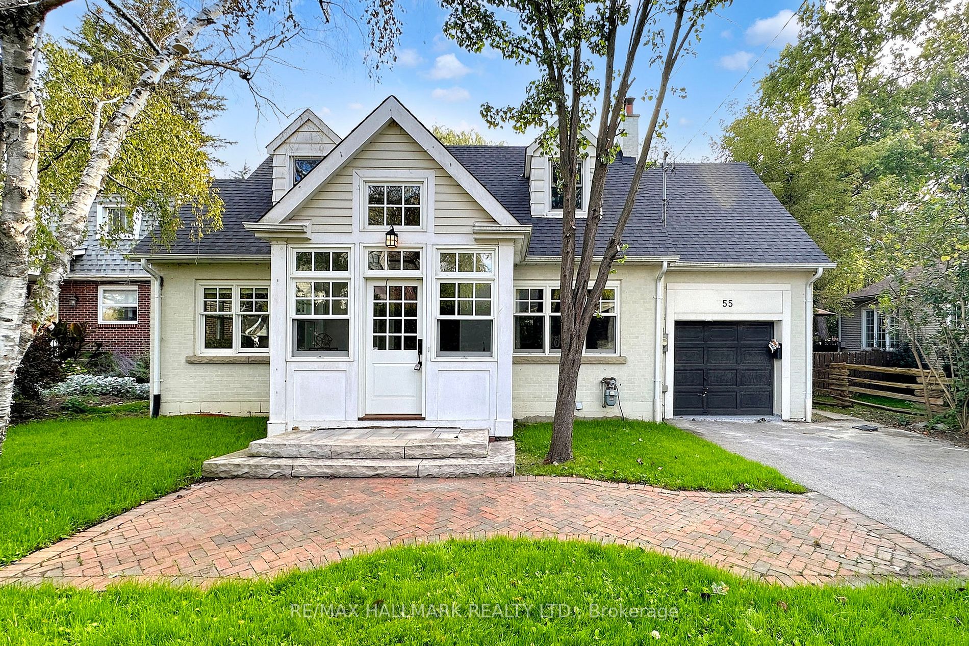 55 Trench St