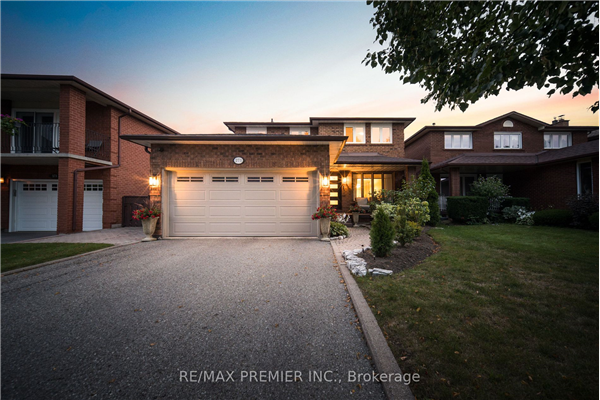 271 Mathewson St, Vaughan